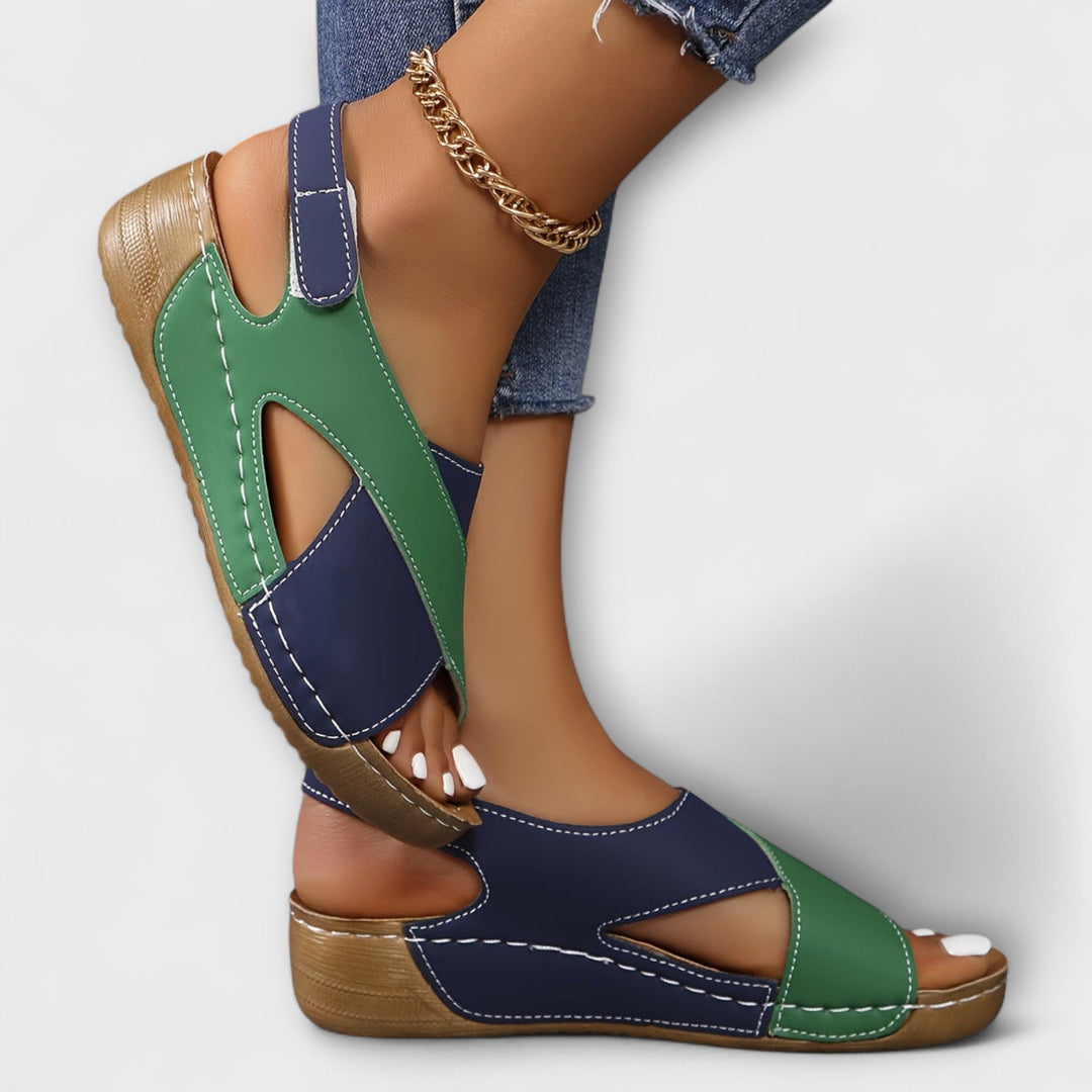 Ορθοπεδικά γυναικεία σανδάλια για τουρισμό