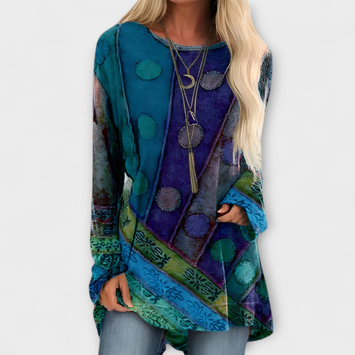 Στυλάτη γυναικεία μπλούζα με εθνολογικό σχέδιο