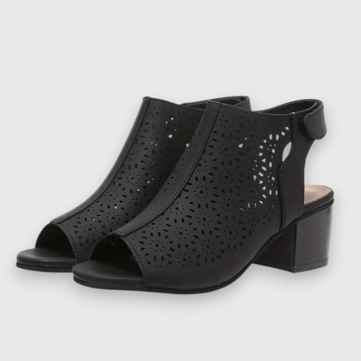 Μίρα – Σανδάλια