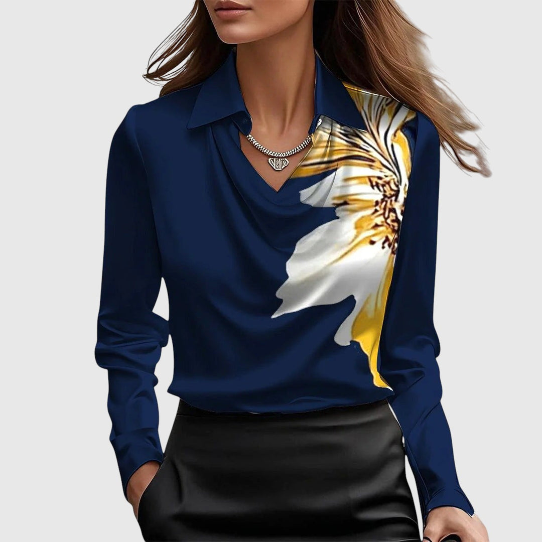 Αντέλα – ΕElegant σατέν μπλούζα