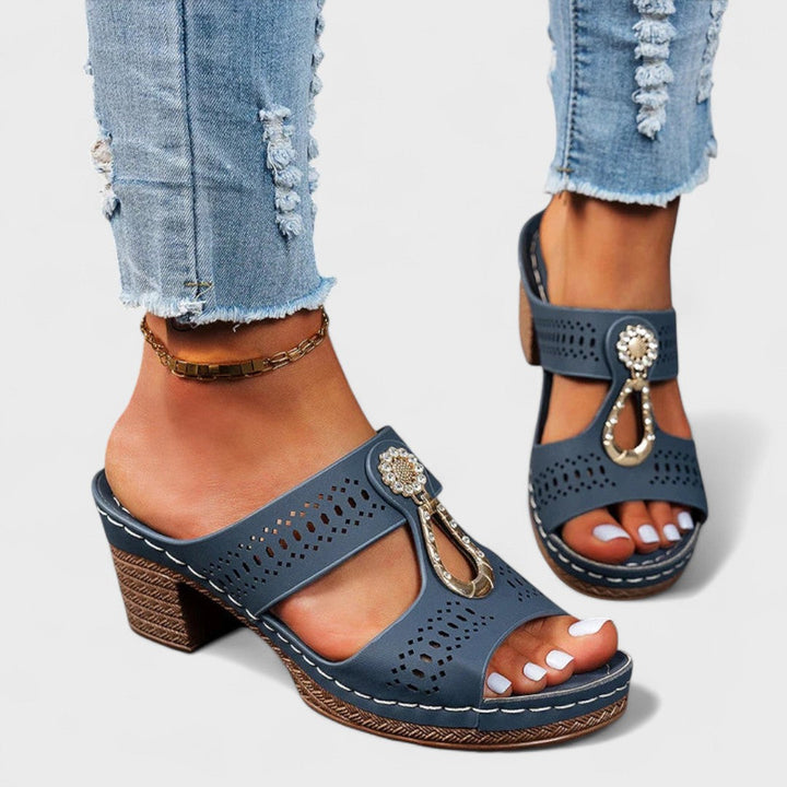 Vlastа - Κομψά και Άνετα Ορθοπεδικά Σανδάλια