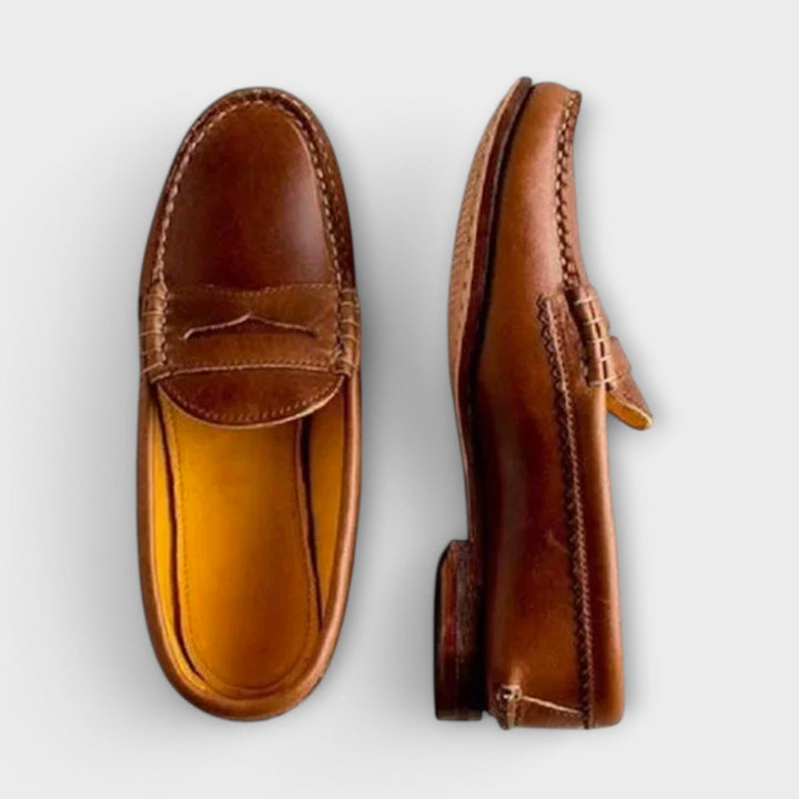 Κλασικά γυναικεία loafers