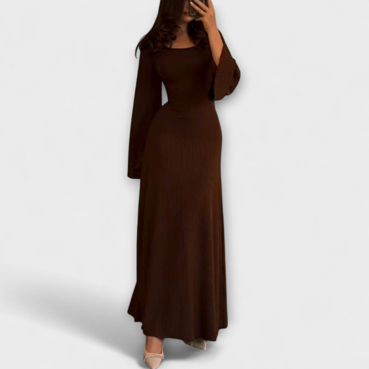 Jocelyn - Στυλάτη Πλεκτή Φόρμα με Λεπτομέρεια στη Μέση