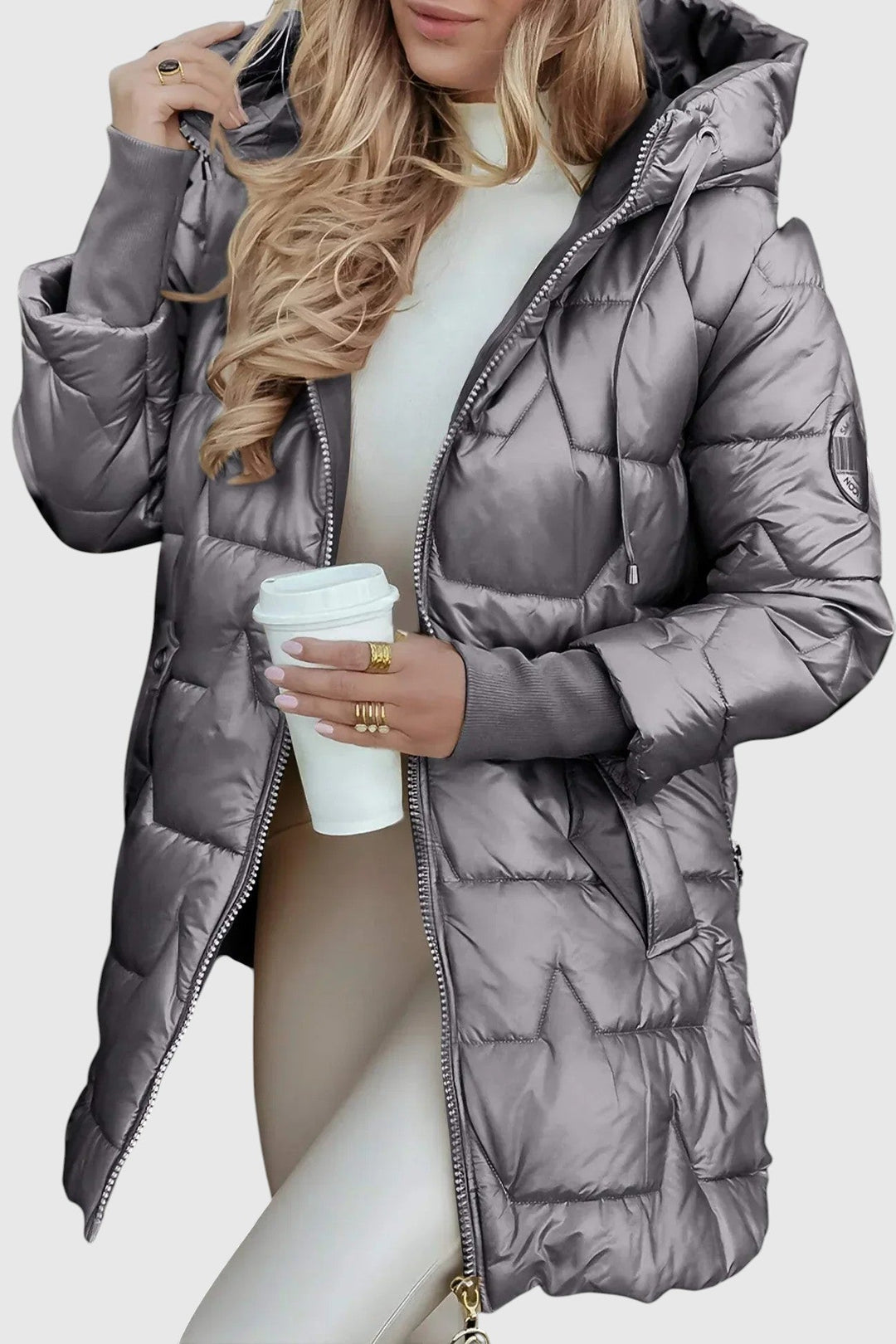 Νόλβεν – Κομψό γυναικείο παλτό με κουκούλα