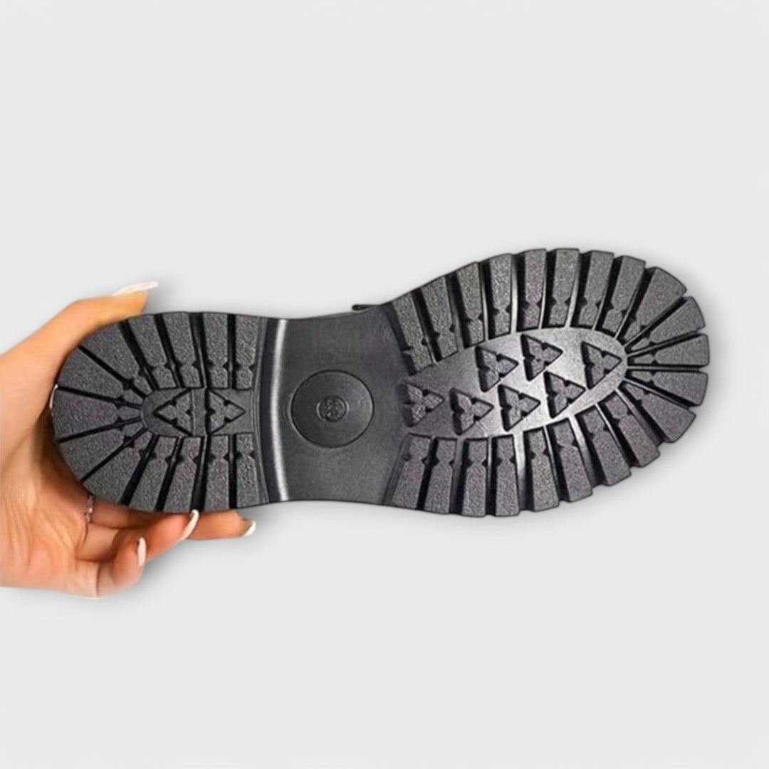 Άλις - Μοκασίνια